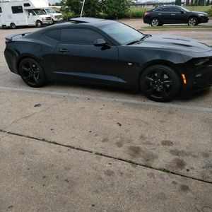 Meet your Posher, Clarence